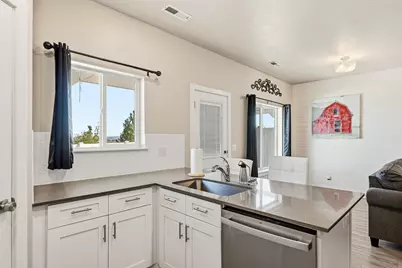 163 E 3100 North St N, Cedar City, UT 84721 - Photo 13