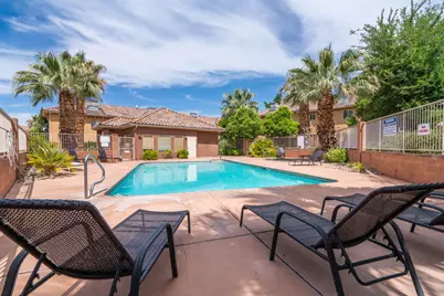 700 N Main St #F3, Washington, UT 84780 - Photo 33