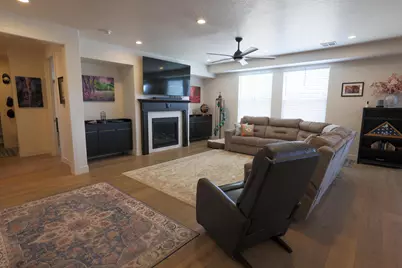 1432 E Toliman Way, Washington, UT 84780 - Photo 3