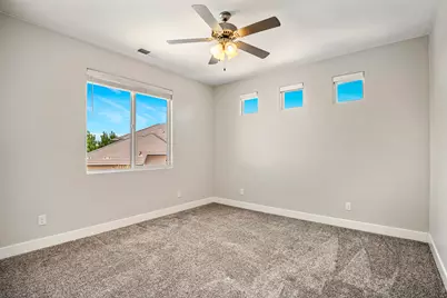 453 E 3975 S, Washington, UT 84780 - Photo 51