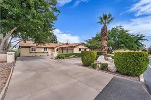 2865 S Bloomington Dr E, Saint George, UT 84790 - Photo 1