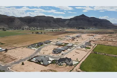 980 W 2060 S, Hurricane, UT 84737 - Photo 3