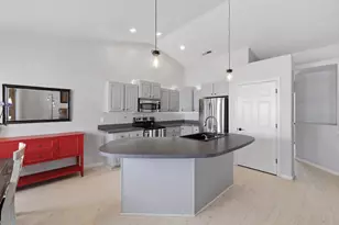 345 N 2450 E, Saint George, UT 84790 - Photo 5