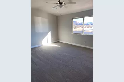 516 N 480 W, Hurricane, UT 84737 - Photo 9