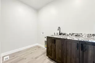 3256 W Kingsbury Dr, Cedar City, UT 84720 - Photo 19