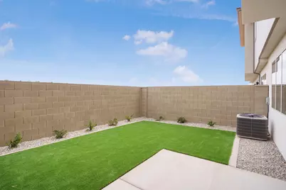 990 Manen St, Washington, UT 84780 - Photo 3