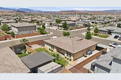 3284 E Livia Dr, Saint George, UT 84790 - Photo 3