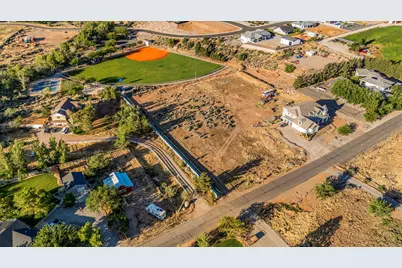 289 W Old Church Rd, Toquerville, UT 84774 - Photo 5