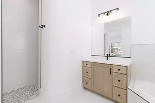 716 W Sunny Ledge Dr, Washington, UT 84780 - Photo 15