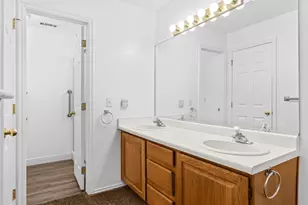 210 N Mall Dr, Saint George, UT 84790 - Photo 15