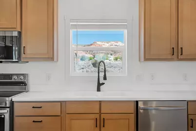 4175 E Mountain View Dr, Kanab, UT 84741 - Photo 17