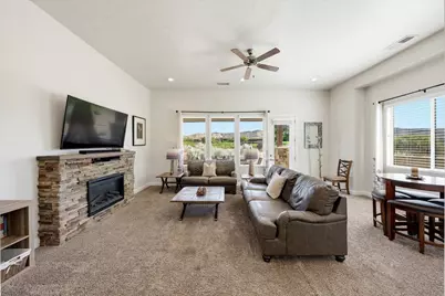 1666 W Caledonia Dunes Dr, Saint George, UT 84770 - Photo 3