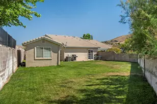 68 S 2250 W, Hurricane, UT 84737 - Photo 3
