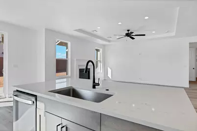 4667 W 2870 S, Hurricane, UT 84737 - Photo 13