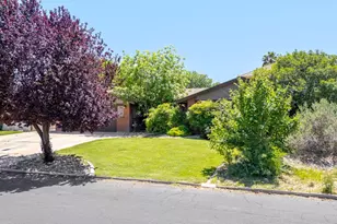 890 Larkspur Rd, Saint George, UT 84790 - Photo 49