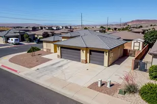 633 N 2850 W, Hurricane, UT 84737 - Photo 1