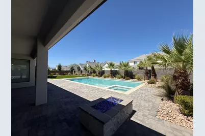 831 E Queensridge Dr, Washington, UT 84780 - Photo 47