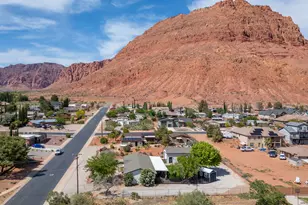264 N 100 W, Ivins, UT 84738 - Photo 5
