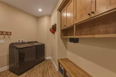 1918 S Oak Springs Cir, Cedar City, UT 84720 - Photo 13