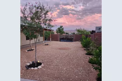 810 S Peachtree Dr, Toquerville, UT 84774 - Photo 9