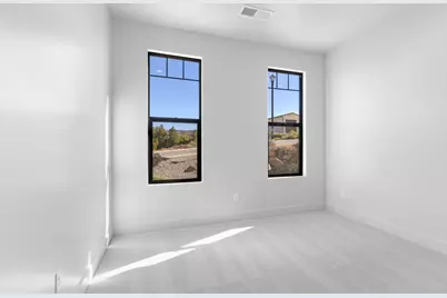 690 S 1220 W, Hurricane, UT 84737 - Photo 27