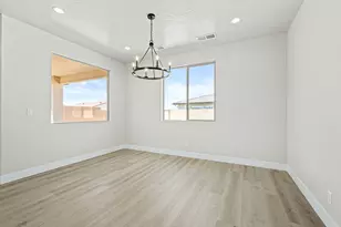 1547 N Ascent St, Washington, UT 84780 - Photo 7