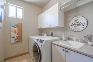 3523 S Desert Hills Dr, Saint George, UT 84790 - Photo 45