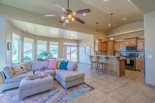 3523 S Desert Hills Dr, Saint George, UT 84790 - Photo 9