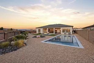81 N Highland Pkwy, Washington, UT 84780 - Photo 17