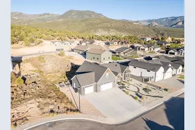 1933 S Oak Springs Cir, Cedar City, UT 84720 - Photo 49