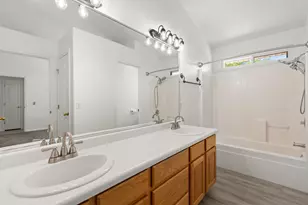 489 N 300 West W, Ivins, UT 84738 - Photo 19