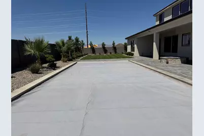 594 E Pine St, Washington, UT 84780 - Photo 35