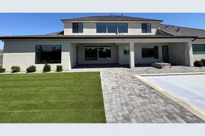 594 E Pine St, Washington, UT 84780 - Photo 31