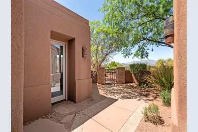 2255 N Tuweap Dr #11, Saint George, UT 84770 - Photo 9