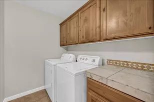3155 S Hidden Valley Dr, Saint George, UT 84790 - Photo 15