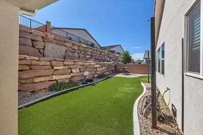 568 Como Dr, Saint George, UT 84770 - Photo 31