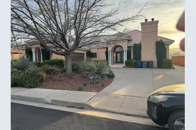 823 N Dusk Dr, Saint George, UT 84770 - Photo 1