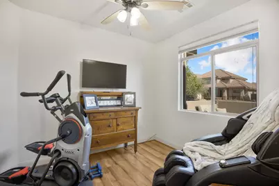 1020 E Silver Shadows Dr, Washington, UT 84780 - Photo 5