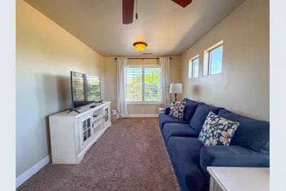 1640 W Caledonia Dunes Cir, Saint George, UT 84770 - Photo 33