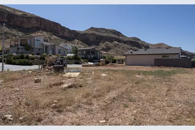 459 N 200 E, La Verkin, UT 84745 - Photo 5