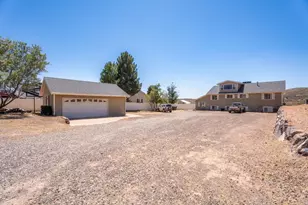 1656 S Ashcreek Dr, Toquerville, UT 84774 - Photo 3