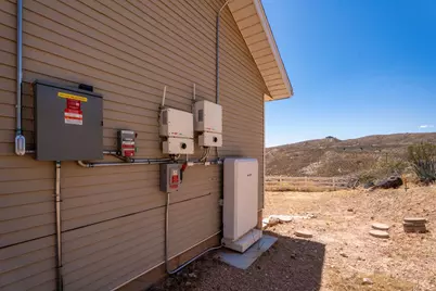 1656 S Ashcreek Dr, Toquerville, UT 84774 - Photo 11