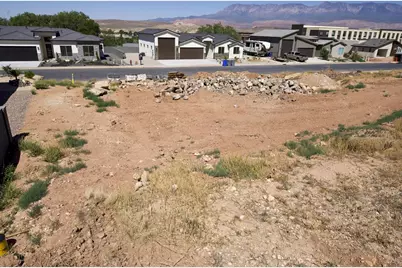 414 N 200 E, La Verkin, UT 84745 - Photo 3