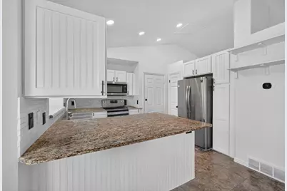 2289 Sunset Dr, Lehi, UT 84043 - Photo 7