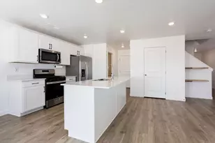 2909 E Corral Hollow Dr, Washington, UT 84780 - Photo 7