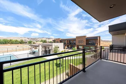 1624 W Ledges Parkway #123, Saint George, UT 84770 - Photo 31