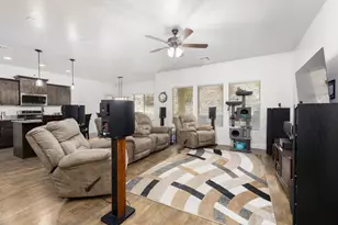 6062 Rimrunner Dr, Saint George, UT 84790 - Photo 13