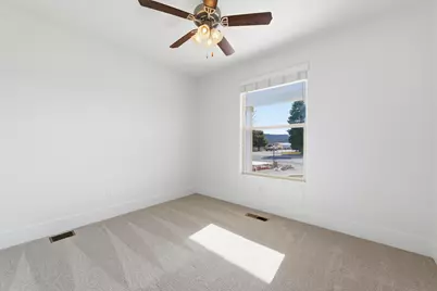 1488 W Diamond Valley Dr, Saint George, UT 84770 - Photo 25