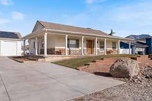 1488 W Diamond Valley Dr, Saint George, UT 84770 - Photo 1