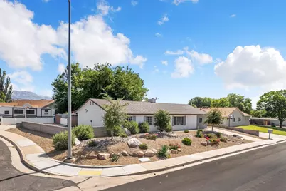3138 Crestview Dr, Santa Clara, UT 84765 - Photo 3